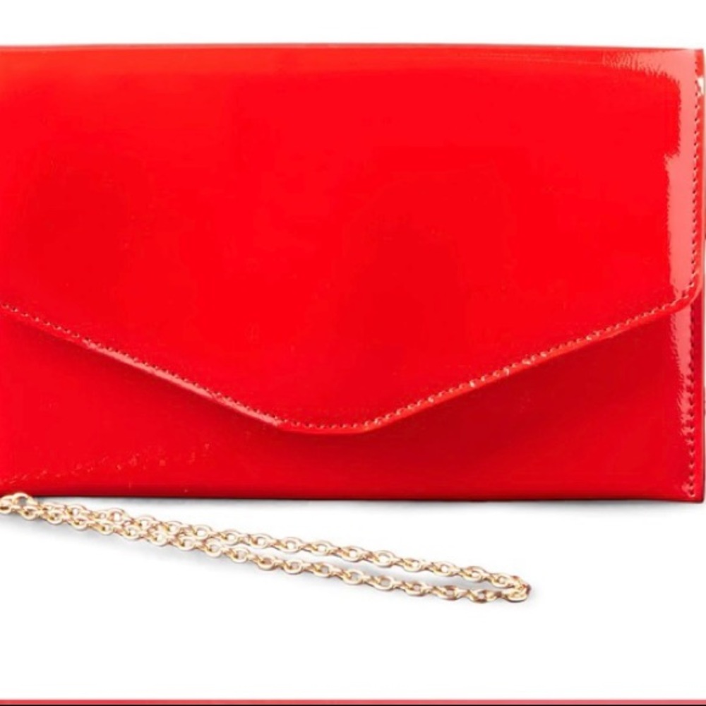 Steve Madden BWORLDLY RED PATENT CLUTCH